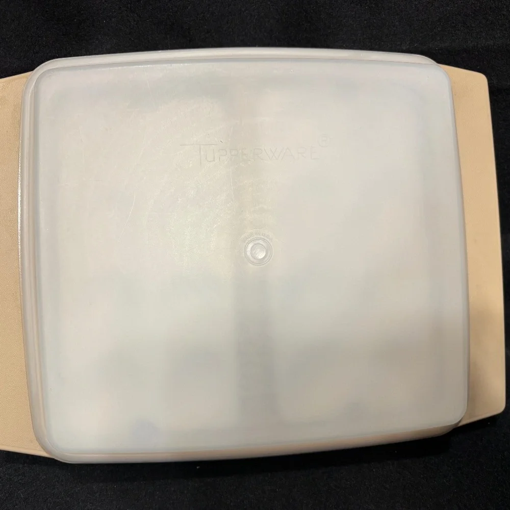 Vintage Tupperware Deviled Egg Carrier Storage Almond #723 & Clear Lid #722
